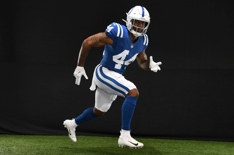 Zaire Franklin on the field